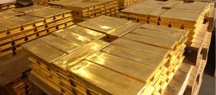 El oro al contado subió un 1,1 por ciento, a 1.293,92 dólares la onza a las 1940 GMT,...
