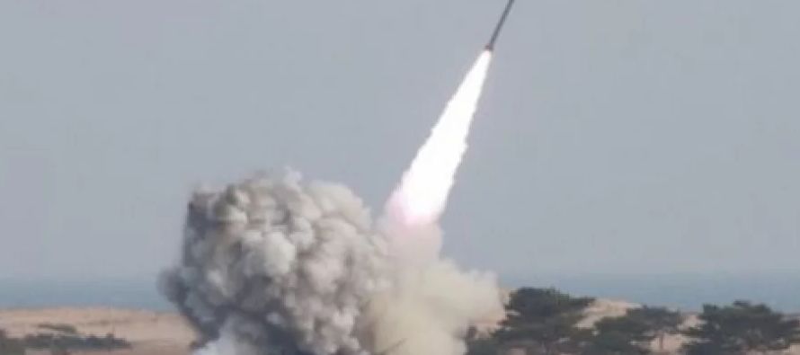 La prueba de misiles, la primera de Corea del Norte desde mediados de septiembre, se produjo una...