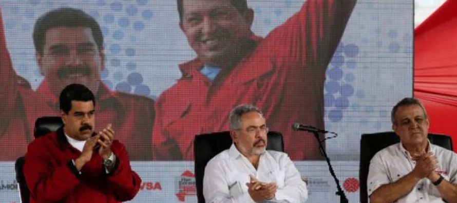 El 30 de noviembre, después de que el jefe de Estado, Nicolás Maduro, anunciara...