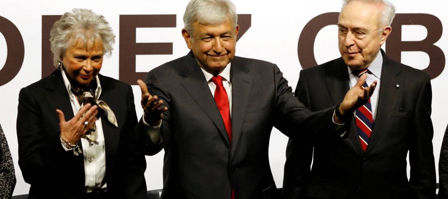 El dos veces candidato a la presidencia de México, Andrés Manuel López...