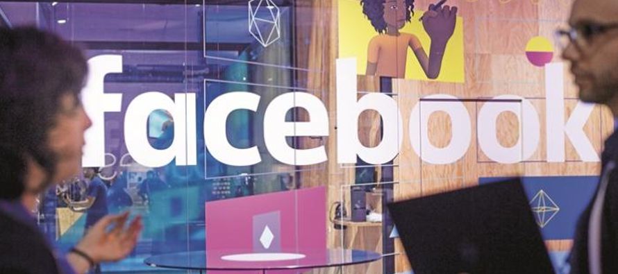 El muro de Facebook es lo primero que los 2,100 millones de usuarios de la red social ven desde sus...