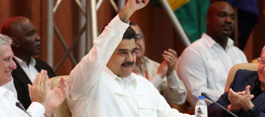 En su intervención, el gobernante venezolano recordó el primer encuentro, en 1994, de...