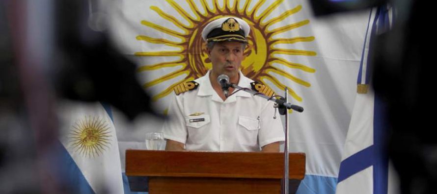 En el área de búsqueda se encuentran el destructor argentino ARA La Argentina y los...