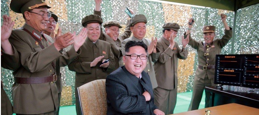  Corea del Norte insistió hoy en que continuará desarrollando "sin ningún...