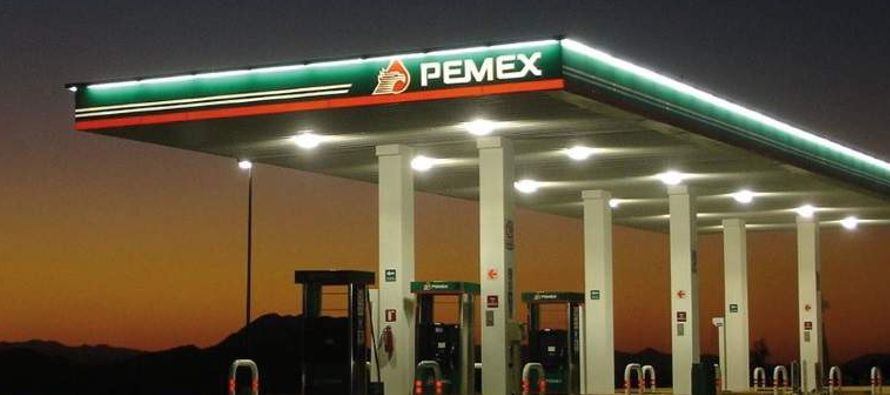 En México el costo de la gasolina se establece con base en la referencia internacional -el...