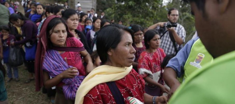 El pasado octubre, 5,000 indígenas del municipio de Chalchihuitán huyeron de sus...