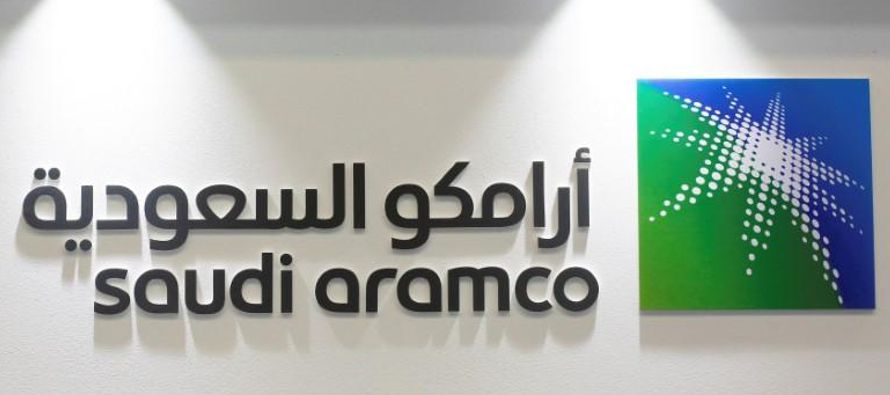 La venta de hasta un 5 por ciento de Saudi Aramco [IPO-ARMO.SE], que se concretaría en el...