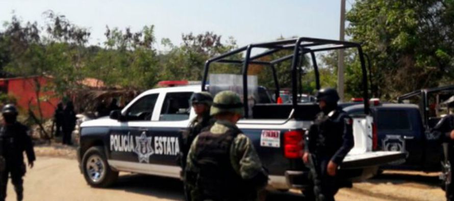 El vocero de seguridad de Guerrero, Roberto Álvarez Heredia, indicó que unos 120...