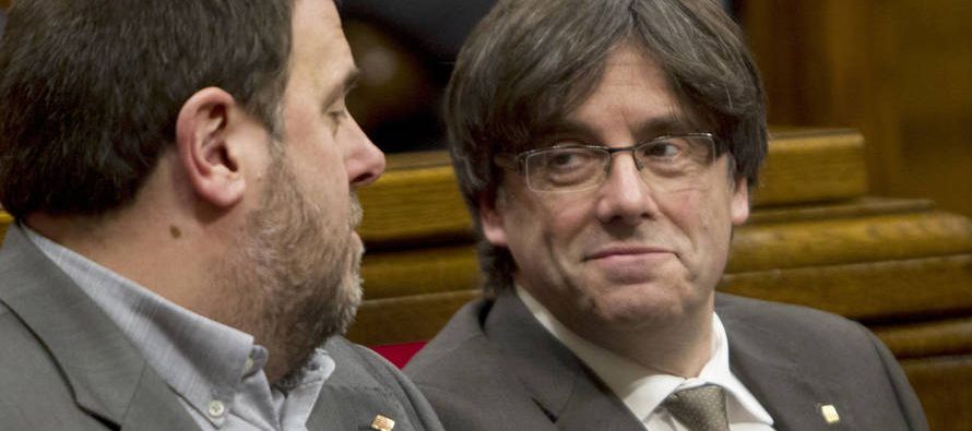 Puigdemont y Junqueras, líderes de las dos principales formaciones independentistas, fueron...