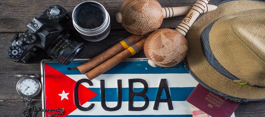 El Departamento de Estado dejó a Cuba fuera de la categoría "no viajar" en...