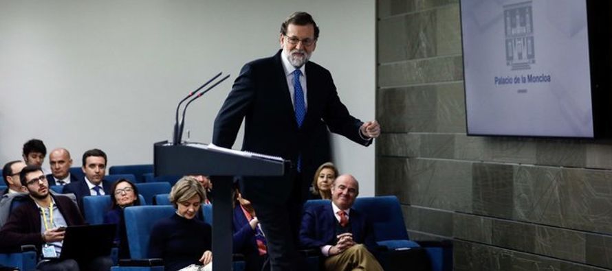 Sin embargo, las elecciones del 21 de diciembre no llevaron al resultado que buscaba Rajoy, pues...