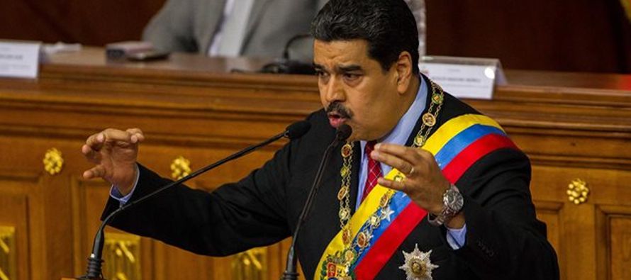 Maduro consideró hoy que estas palabras "pretenden generar enfrentamiento entre los...