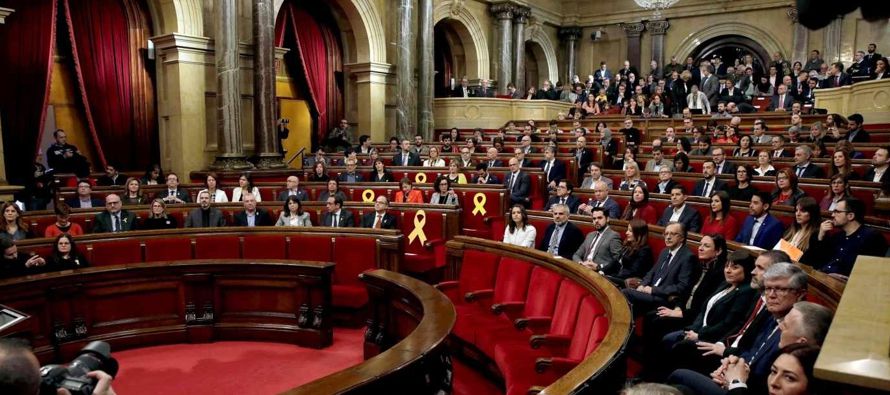 El impulso independentista de Cataluña ha desatado enfrentamientos con el gobierno y el...