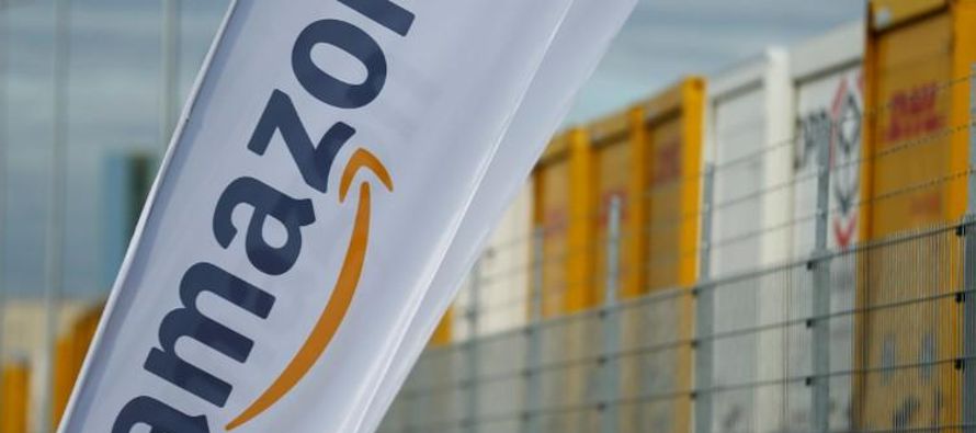 Amazon, con sede en Seattle, está usando sus envíos rápidos, programas...