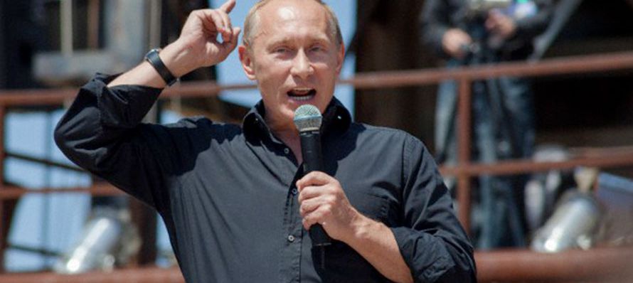 Putin ya está en campaña desde finales del pasado año, tiempo en el que ha...
