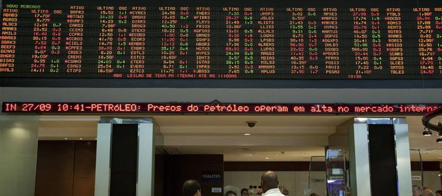 Durante los cinco días, la plaza brasileña sufrió un batacazo del 3,7 %, en...