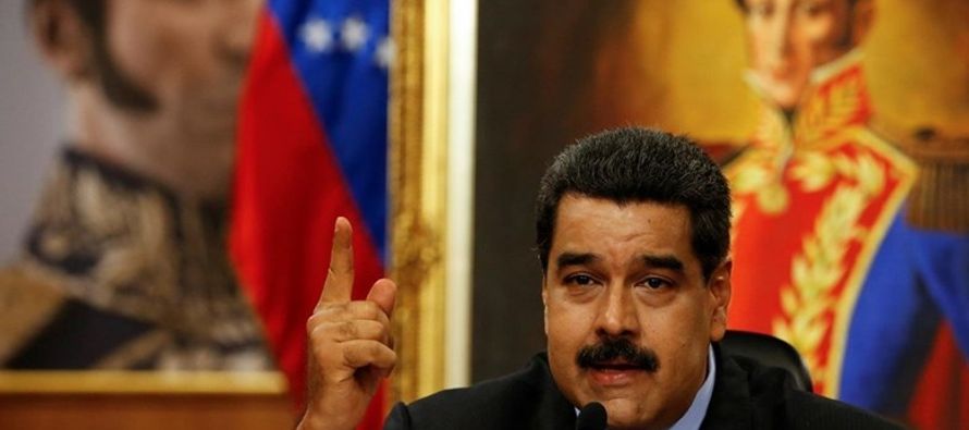 Maduro anunció hoy que su Gobierno reabrirá el consulado del país en Miami,...