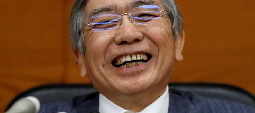 En una medida ampliamente esperada, el Gobierno nominó a Kuroda para otro mandato de cinco...