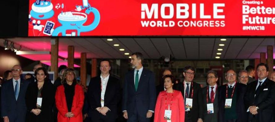 El rey Felipe VI inauguró hoy la edición del Mobile World Congress (MWC), la...