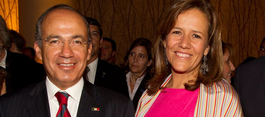 Junto con Zavala, el gobernador de Nuevo León, Jaime Rodríguez ("el...