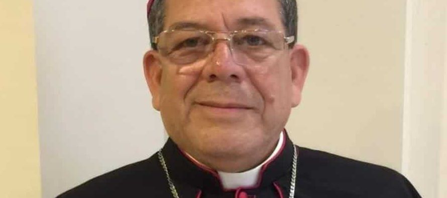Salazar Cárdenas nació el 22 de febrero de 1958 y fue ordenado sacerdote el 12 de...
