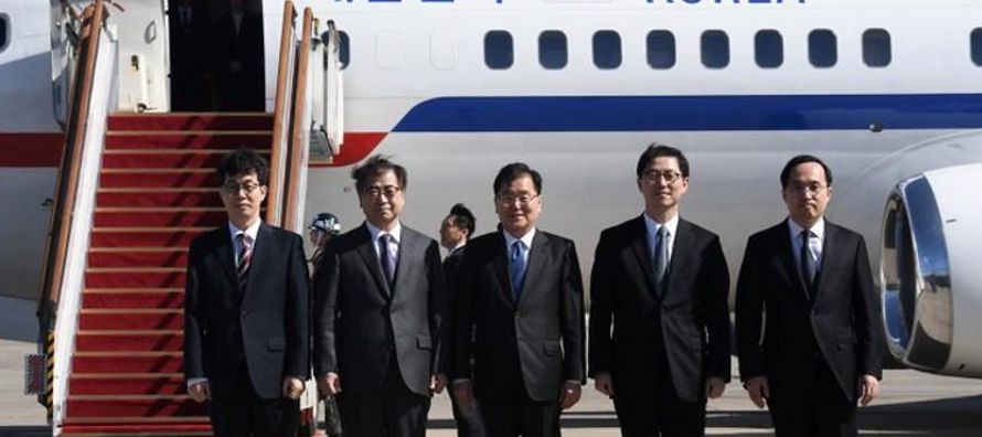 La delegación surcoreana de 10 miembros, liderada por el titular de la Oficina Nacional de...