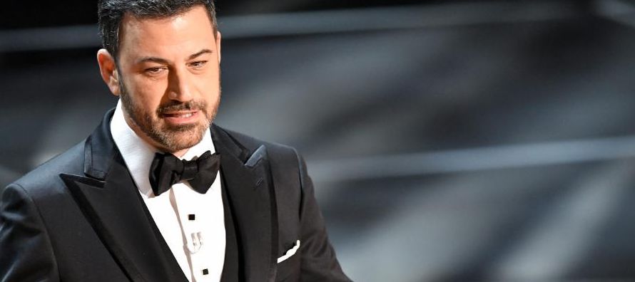 Kimmel también mencionó a Harvey Weinstein, el que fuera titán de Hollywood,...