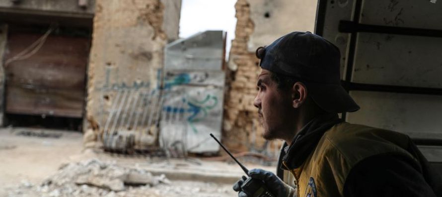 Las autoridades sirias quitaron o rechazaron el lunes aproximadamente el 70 % de la ayuda...