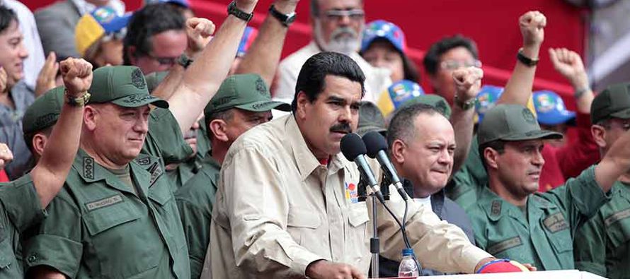 El presidente de Venezuela, Nicolás Maduro, ha denunciado en diversas ocasiones intentos...