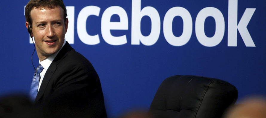En su contrato de 2011, Facebook se comprometía a solicitar el consentimiento de sus...