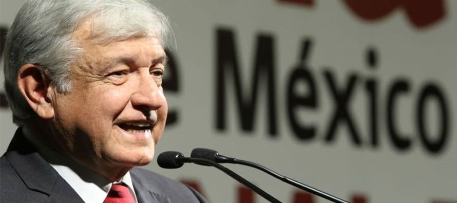 Como ejemplo de una futura gestión, López Obrador recordó "lo que hicimos...