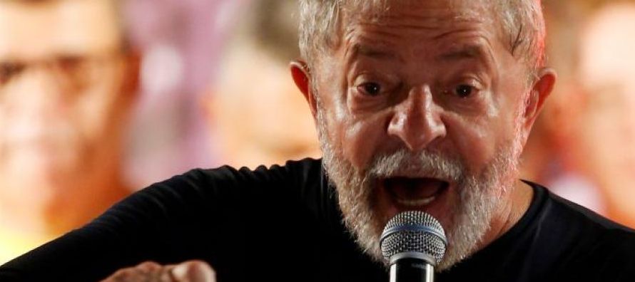 Lula llegó al Sindicato de los Metalúrgicos de la región metropolitana de Sao...