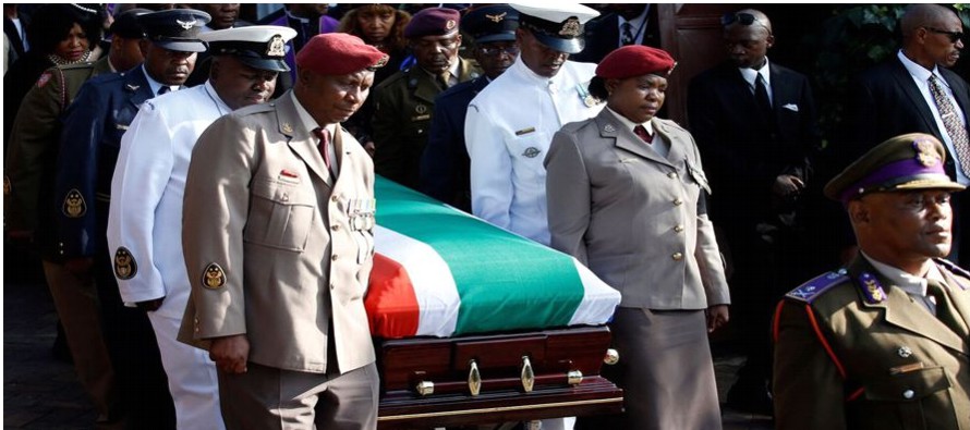 El funeral, organizado por el Gobierno sudafricano, tiene la más alta categoría,...