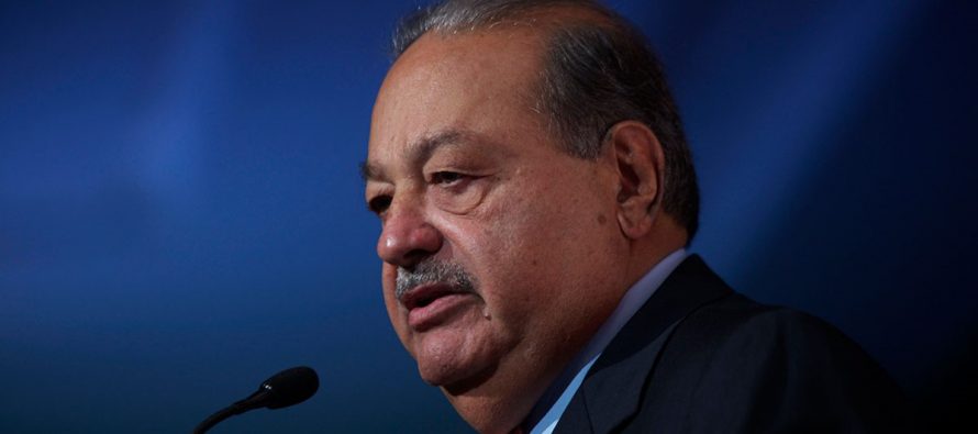 El magnate mexicano Carlos Slim afirmó hoy que el nuevo aeropuerto que se construye para...
