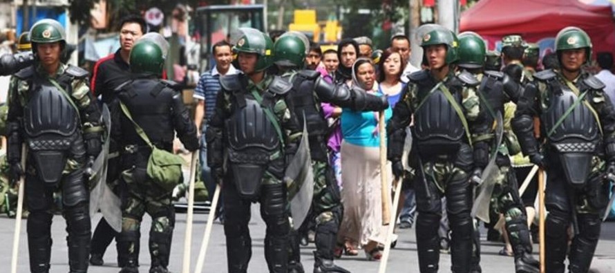 Las autoridades en Xinjiang han establecido una red de centros de detenciones que operan al parecer...