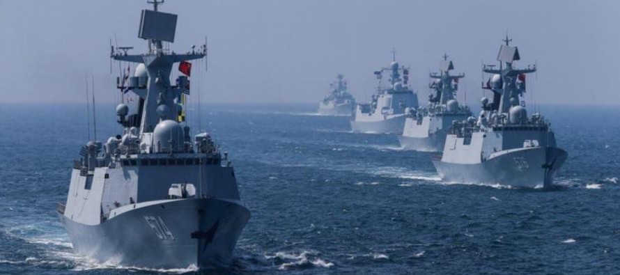 Pekín ha enviado en numerosas ocasiones aviones y navíos militares a las...