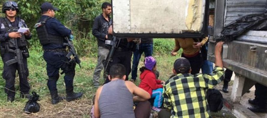 Del total de migrantes, 181 son originarios de Guatemala, nueve de Honduras y una mujer de Brasil,...