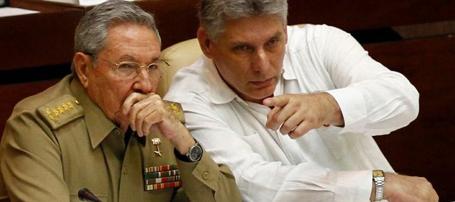 "El nuevo líder cubano tiene plena libertad para la construcción del Estado y la...