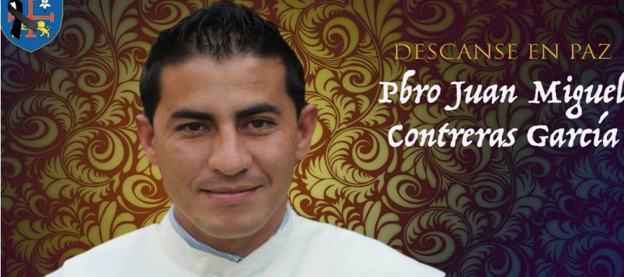 El sacerdote Juan Miguel Contreras García fue atacado a tiros por dos hombres en la...