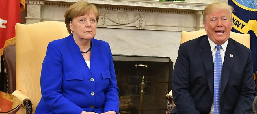 El único resultado de la breve misión de Merkel fue el de limitar pérdidas, al...