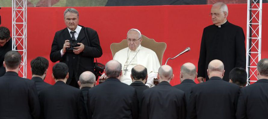 El papa Francisco exhortó el sábado a uno de los movimientos misioneros más...