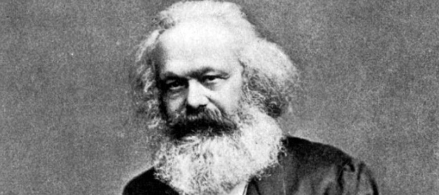 Marx estableció las bases filosóficas del comunismo, una ideología que apunta...
