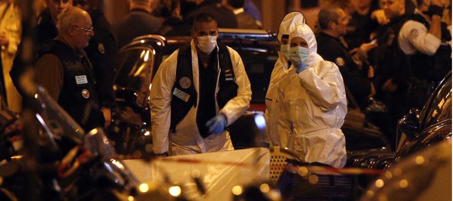 Las autoridades antiterroristas asumieron la investigación y el presidente Emmanuel Macron...