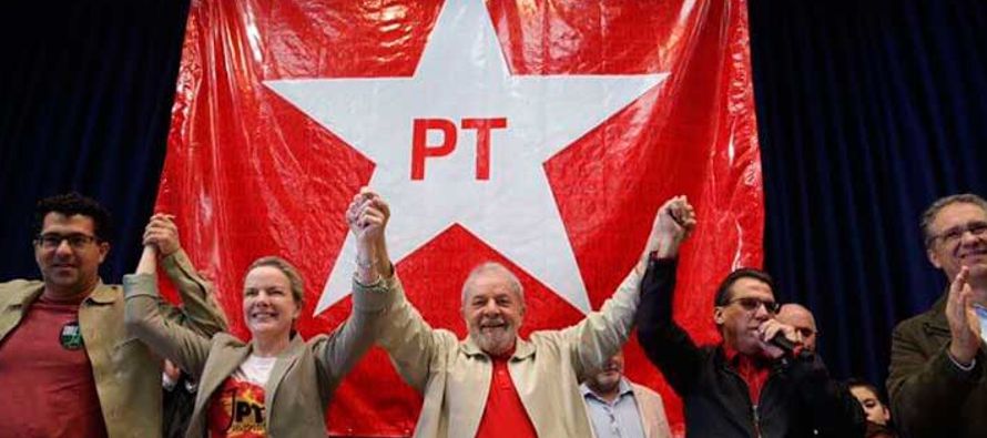 A ello se debe el que Lula y sus más fieles seguidores del PT se nieguen a buscar un...