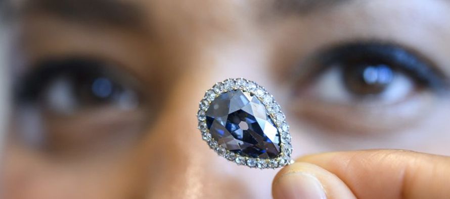 Los tres diamantes superaron las cantidades estimadas de preventa. Ninguno de los compradores fue...