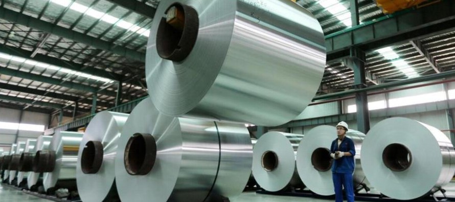 "En lo que se refiere a China, los aranceles al acero y aluminio siguen...