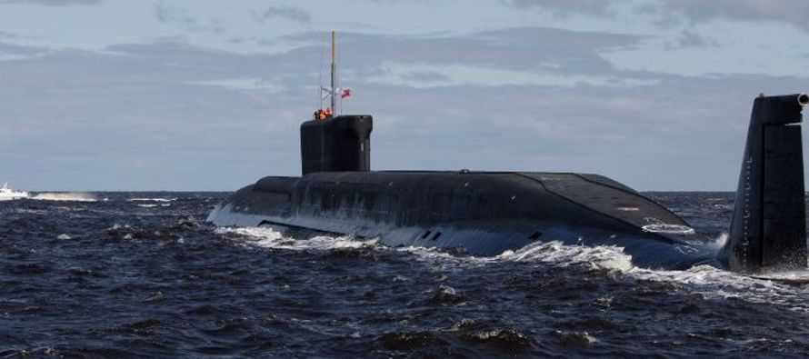 Un submarino ruso realizó una prueba lanzando cuatro misiles intercontinentales...