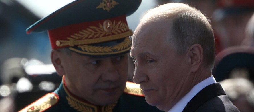 De cara al exterior, el Putin necesita proyectar tanta fuerza como lo hace de puertas para adentro....