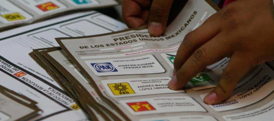 Zavala confirmó al Instituto Nacional Electoral (INE) su renuncia como candidata...