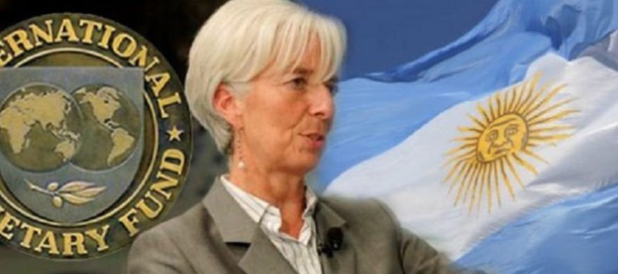 Asimismo, Lagarde respaldó medidas para reducir una inflación que "carcome los...